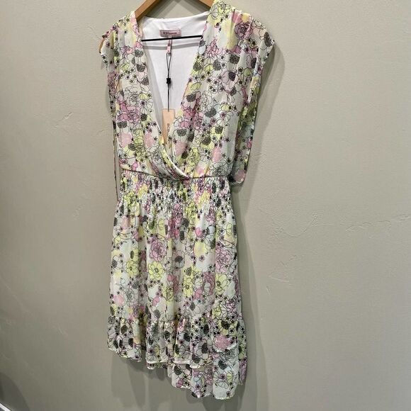 NWT BCBGeneration Color Storybook Floral Dress - Size: XS - Picture 7 of 12